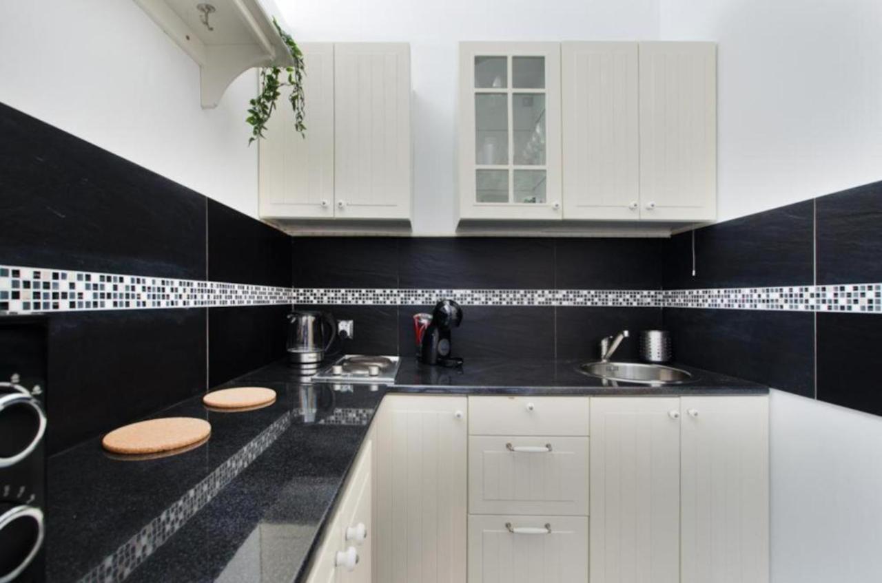 Piekarnia Apartamenty Manufaktura, Parking, Dostep Na Kod, Klima, 1-3 Pokoje, Prywatna Kamienica وودج المظهر الخارجي الصورة