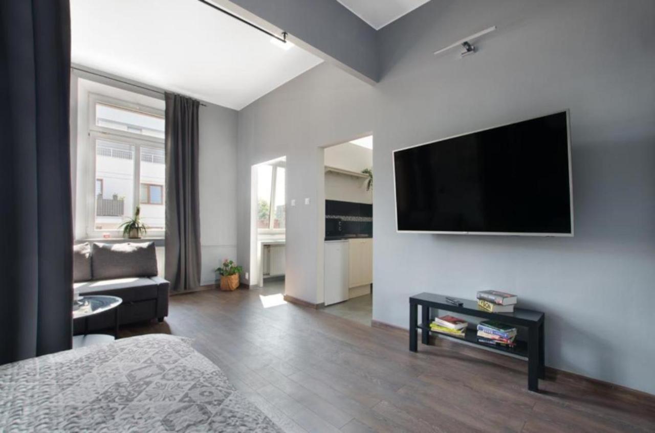 Piekarnia Apartamenty Manufaktura, Parking, Dostep Na Kod, Klima, 1-3 Pokoje, Prywatna Kamienica وودج المظهر الخارجي الصورة